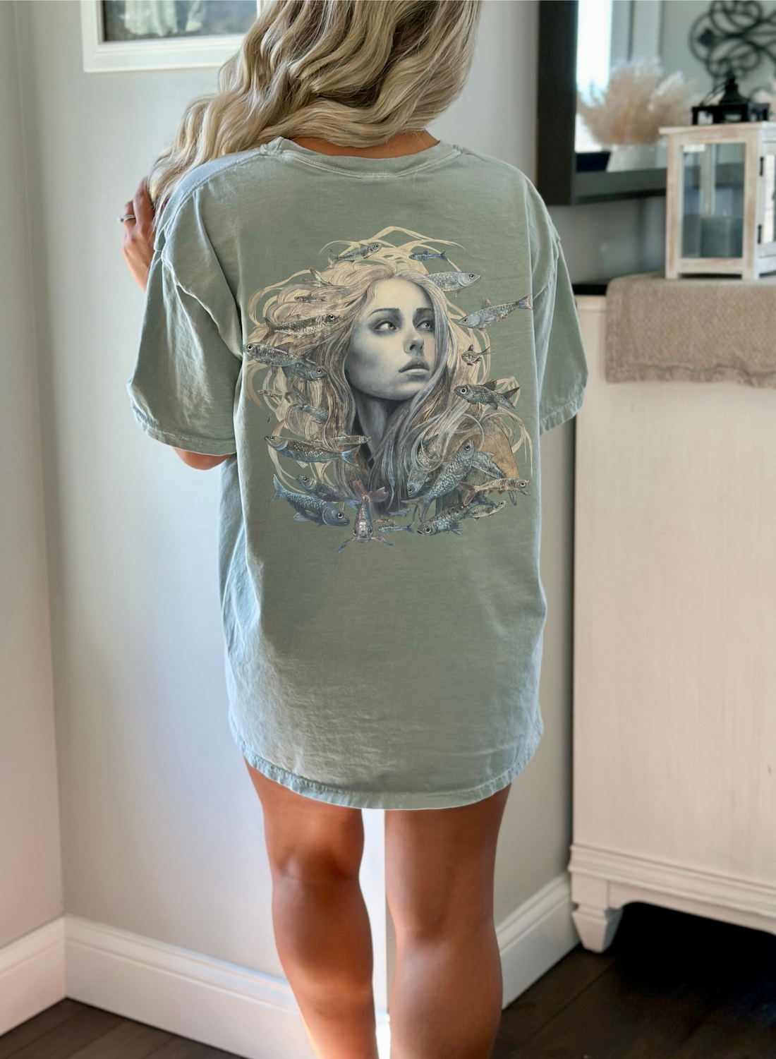 Siren Tee