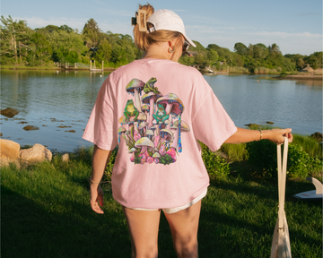 Three Wise Frogs Tee