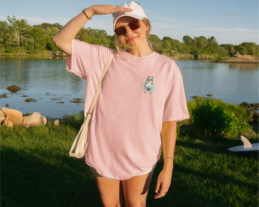 Three Wise Frogs Tee