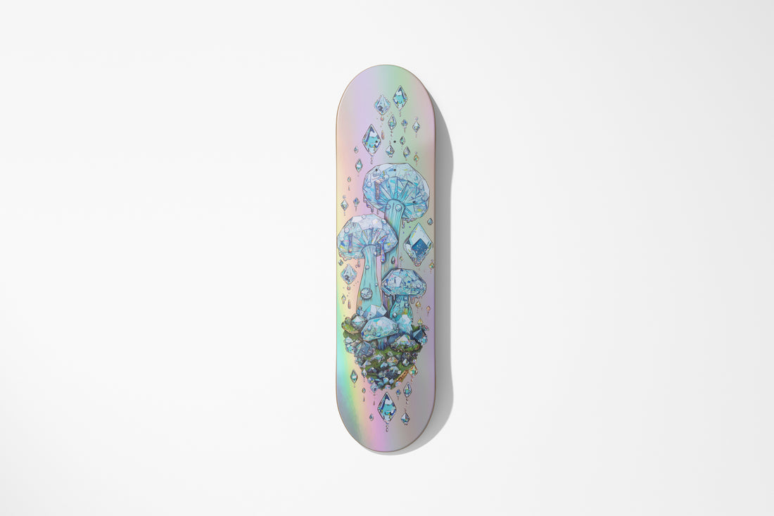 Holographic Natural Glam Deck 8.25"